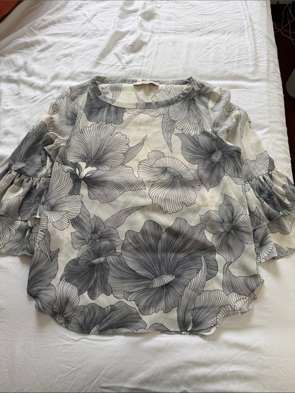 LOFT Black & White Floral Long-Sleeve Blouse